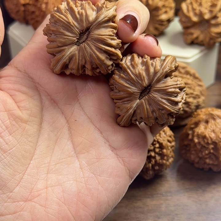 桃核吊坠楼子楼子42