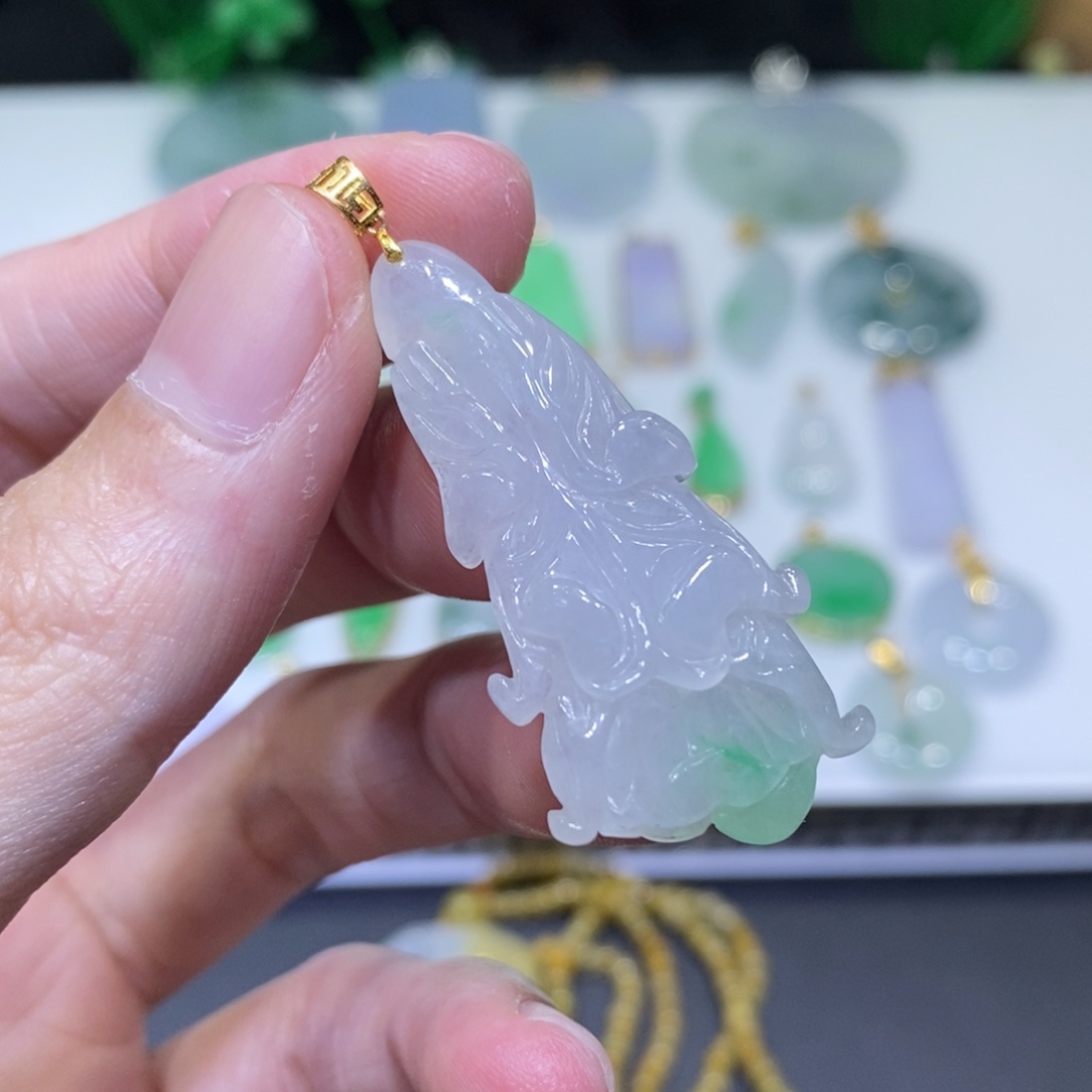 翡翠未镶嵌吊坠(不含链)