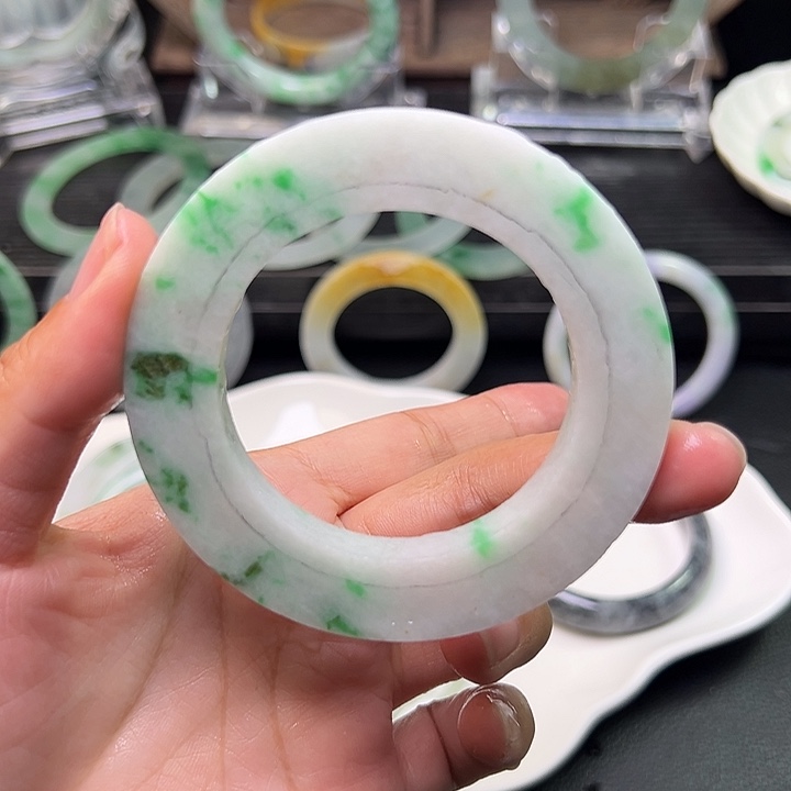 定制翡翠未镶嵌翡翠