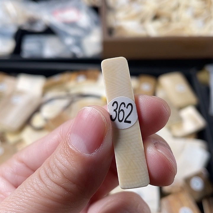 泥塑不打孔联系客服