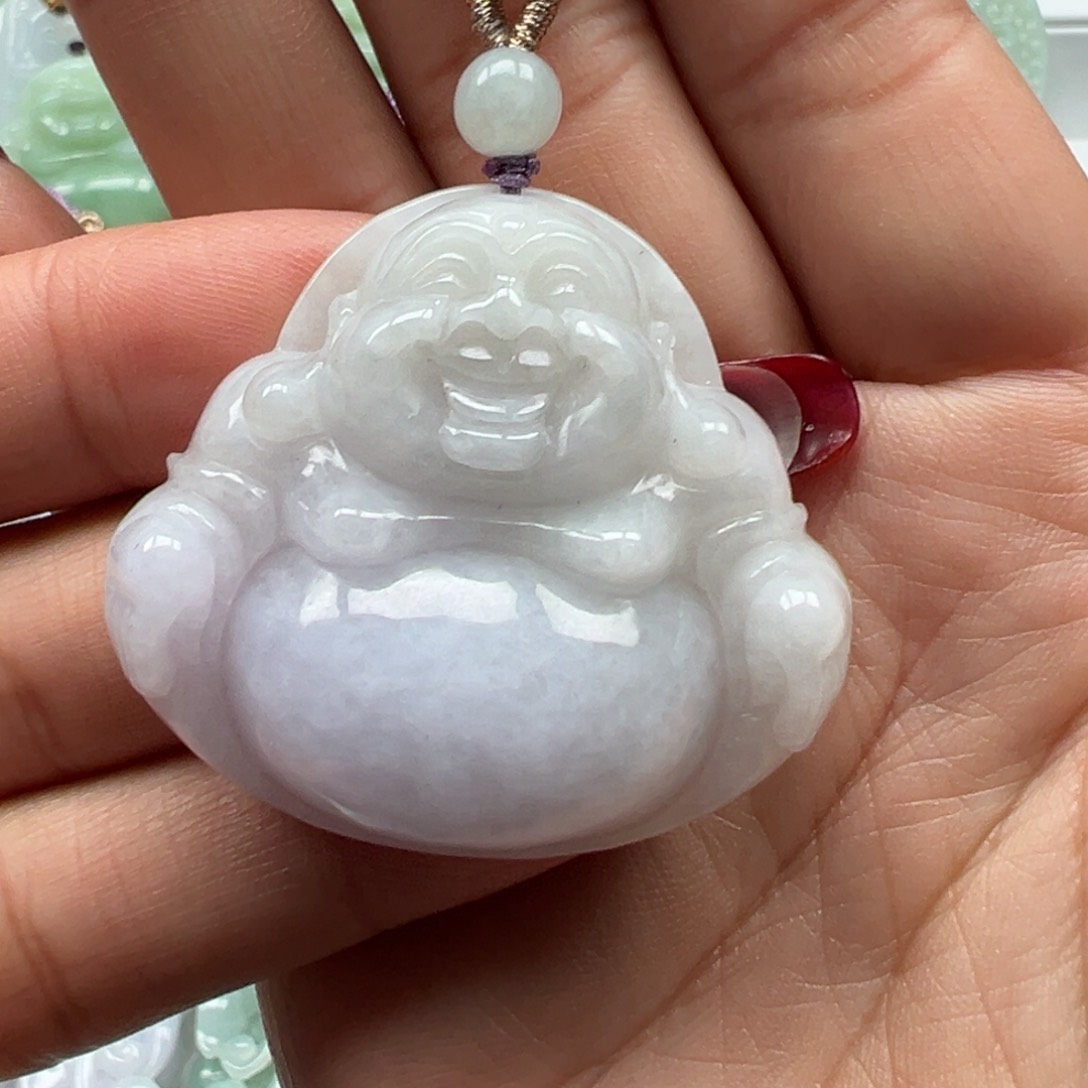 翡翠颈饰未镶嵌39.6×44.1×11.9