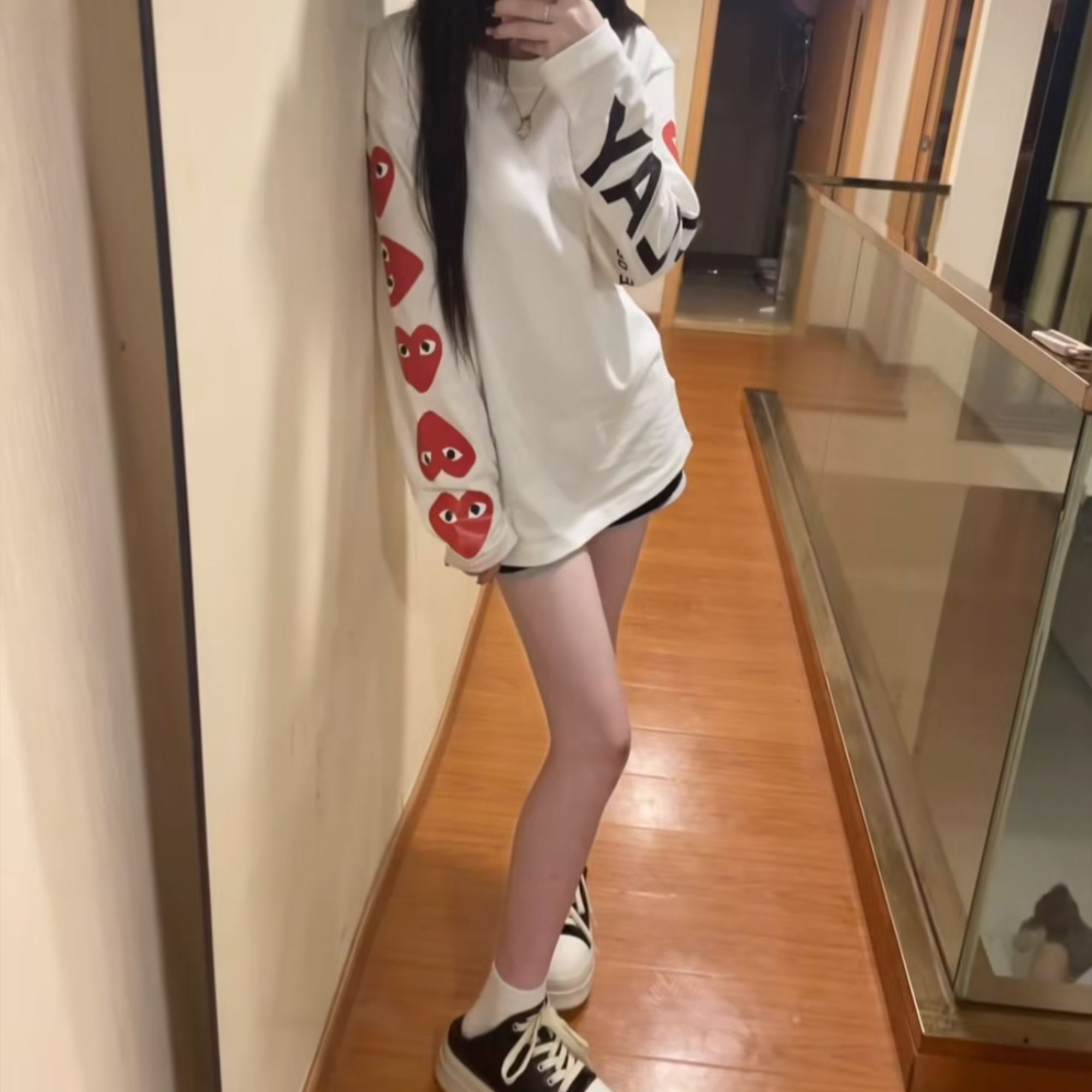 LLZ334新印花潮流T恤白色情侣休闲宽松型长袖字母心形圆领百搭