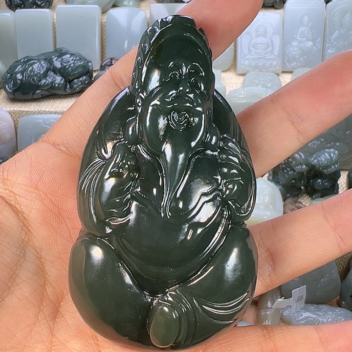 和田玉（糖玉）未镶嵌包链