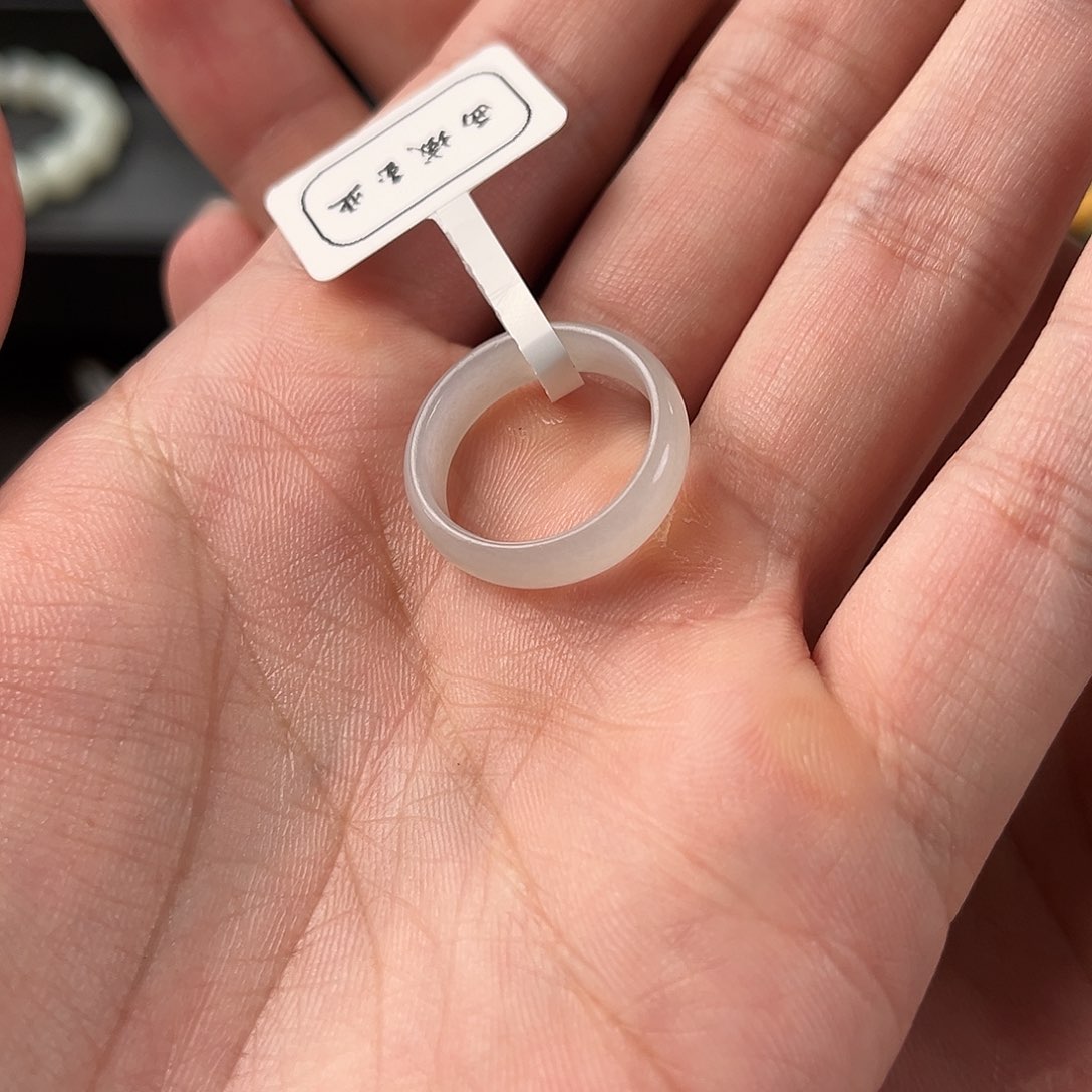 和田玉戒圈未镶嵌凡***儿