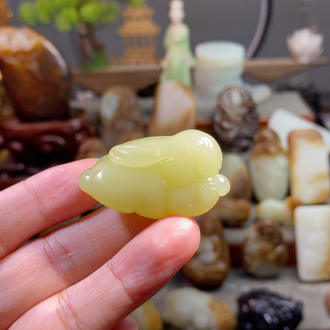 和田玉（黄玉）未镶嵌颈饰