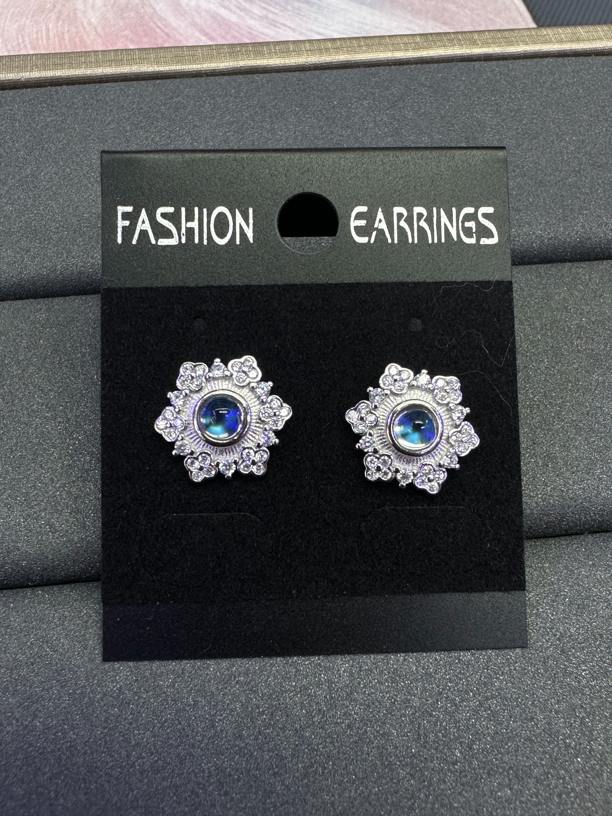 圣诞款-天然月光石雪花耳钉-S925银