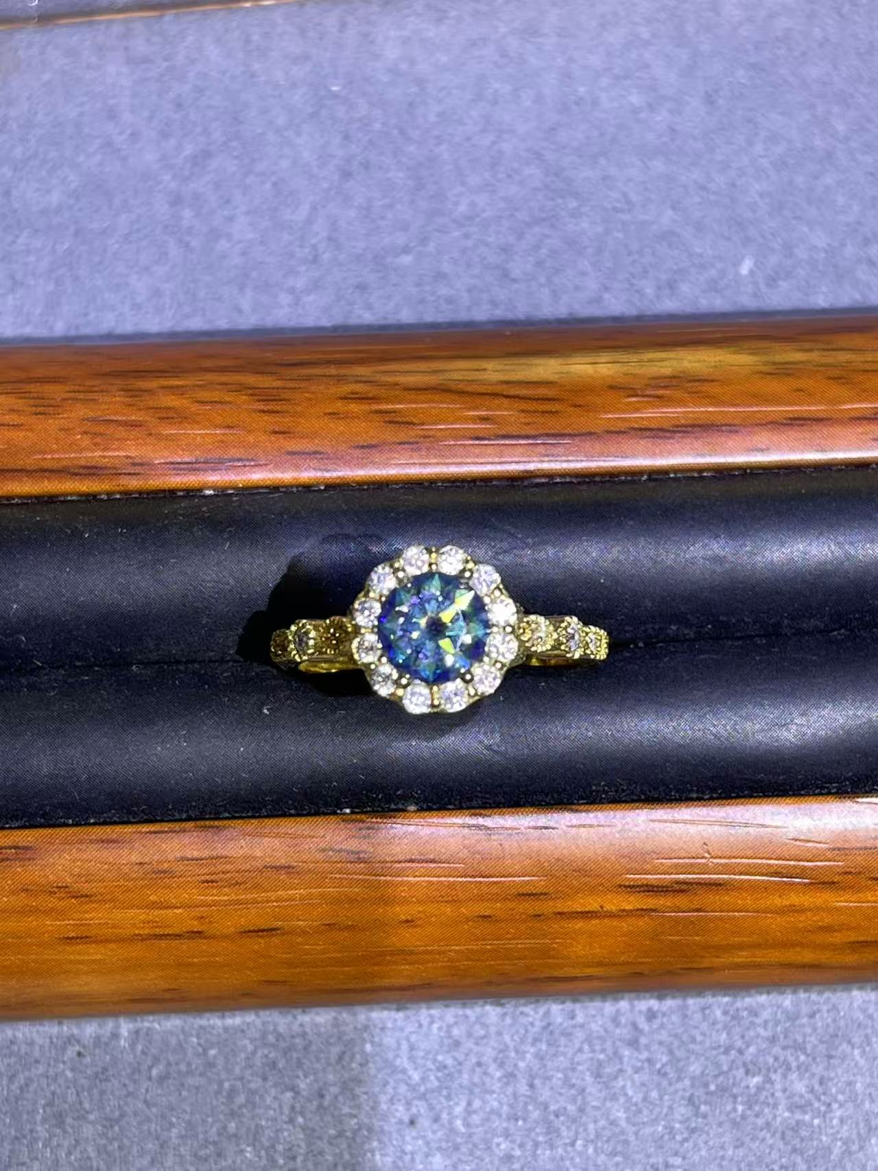 a2127黄托满镶圆包开口戒指多样性发货