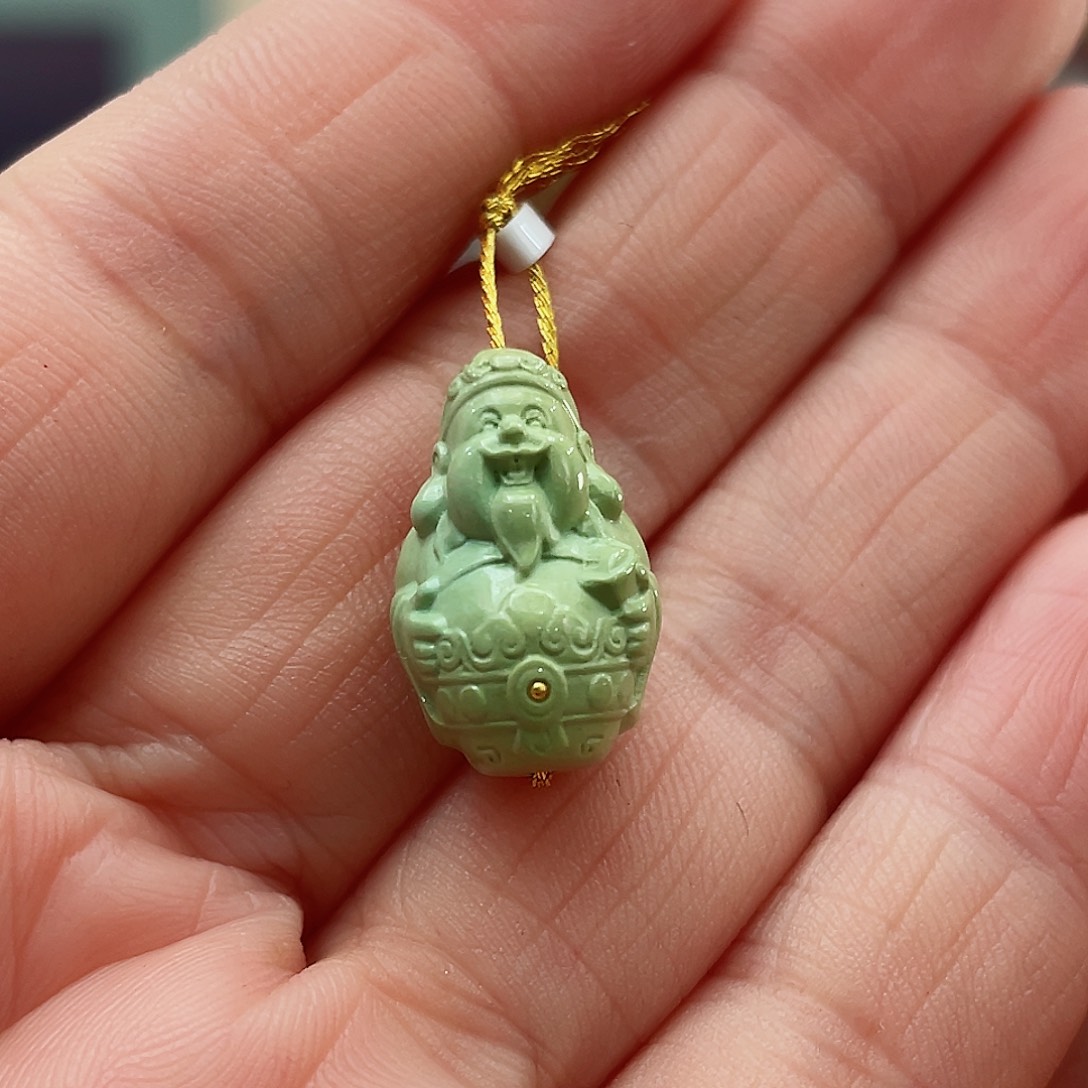 绿松石颈饰未镶嵌