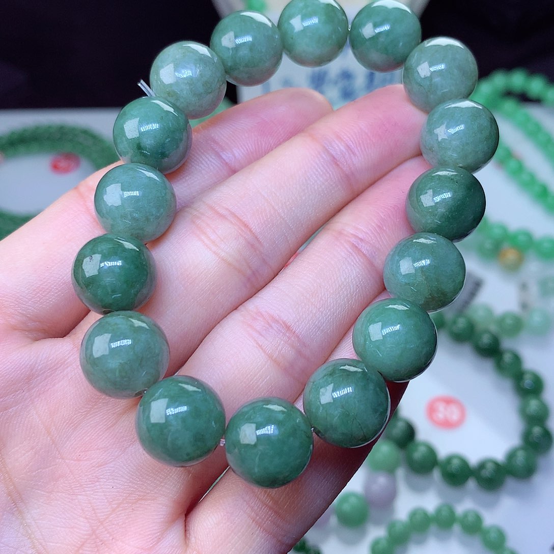 翡翠毛衣链未镶嵌