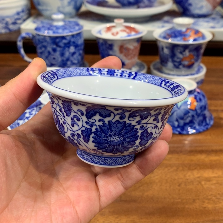 晓月柴窑 缠枝压手杯