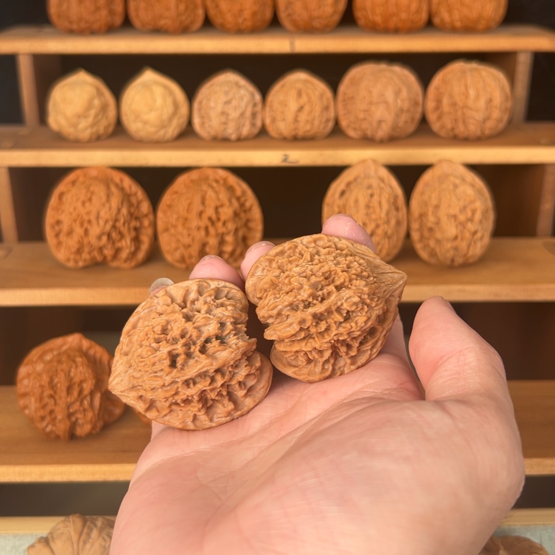 咸***水核桃手串/手链43全品满天星