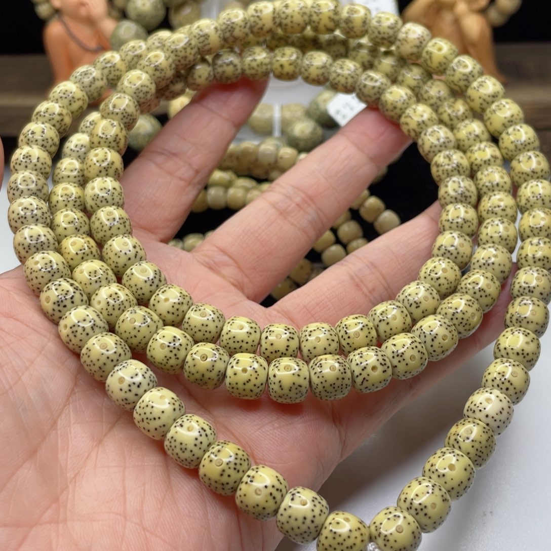 星月菩提吊坠满****68×9 满天星