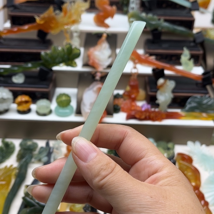 蛇纹石玉未镶嵌岫玉发簪