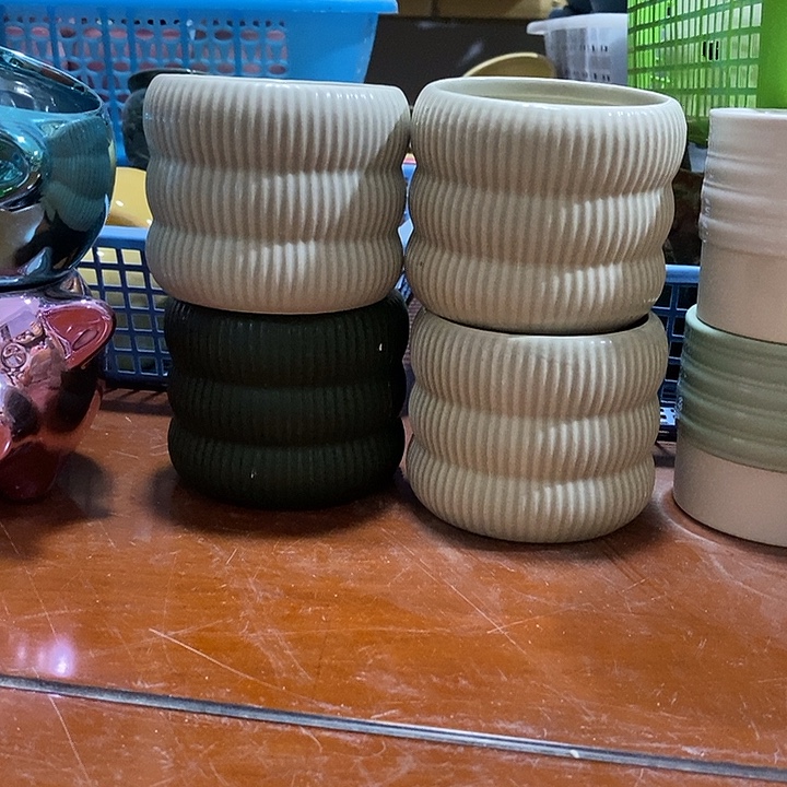 摆件多肉植物盆瑕疵有孔