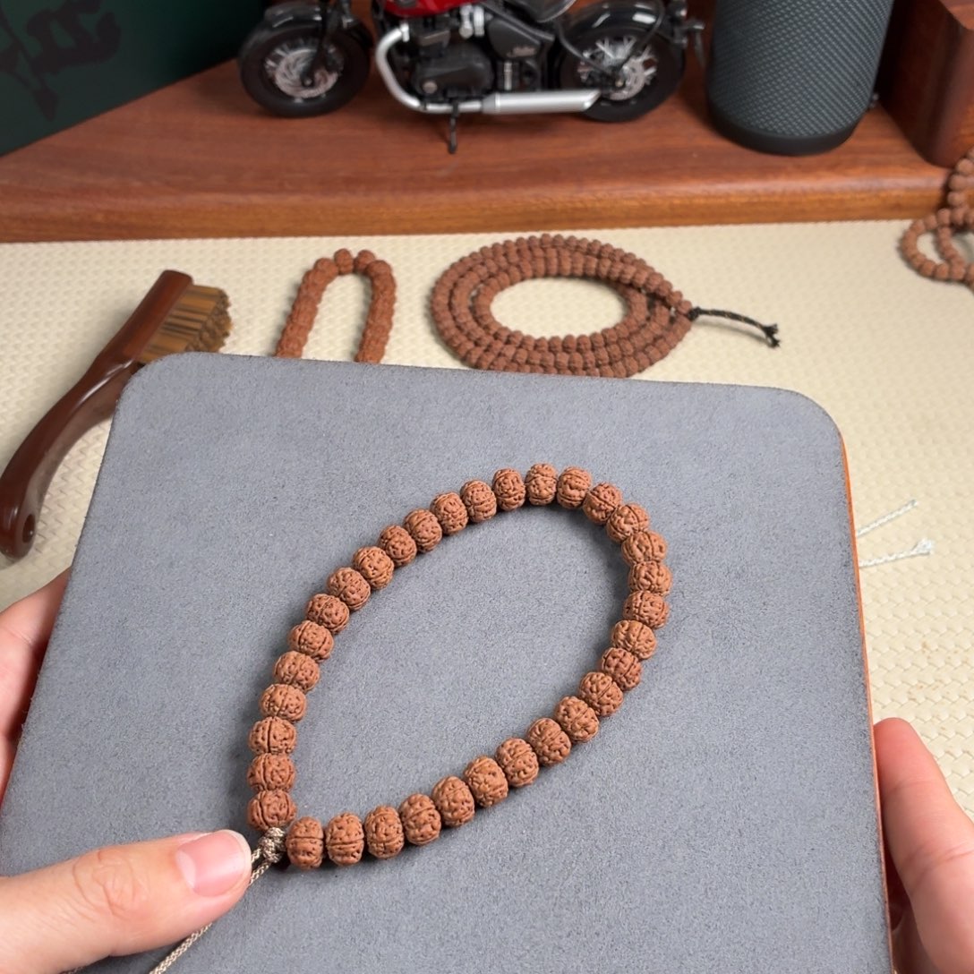 金刚菩提吊坠老树王