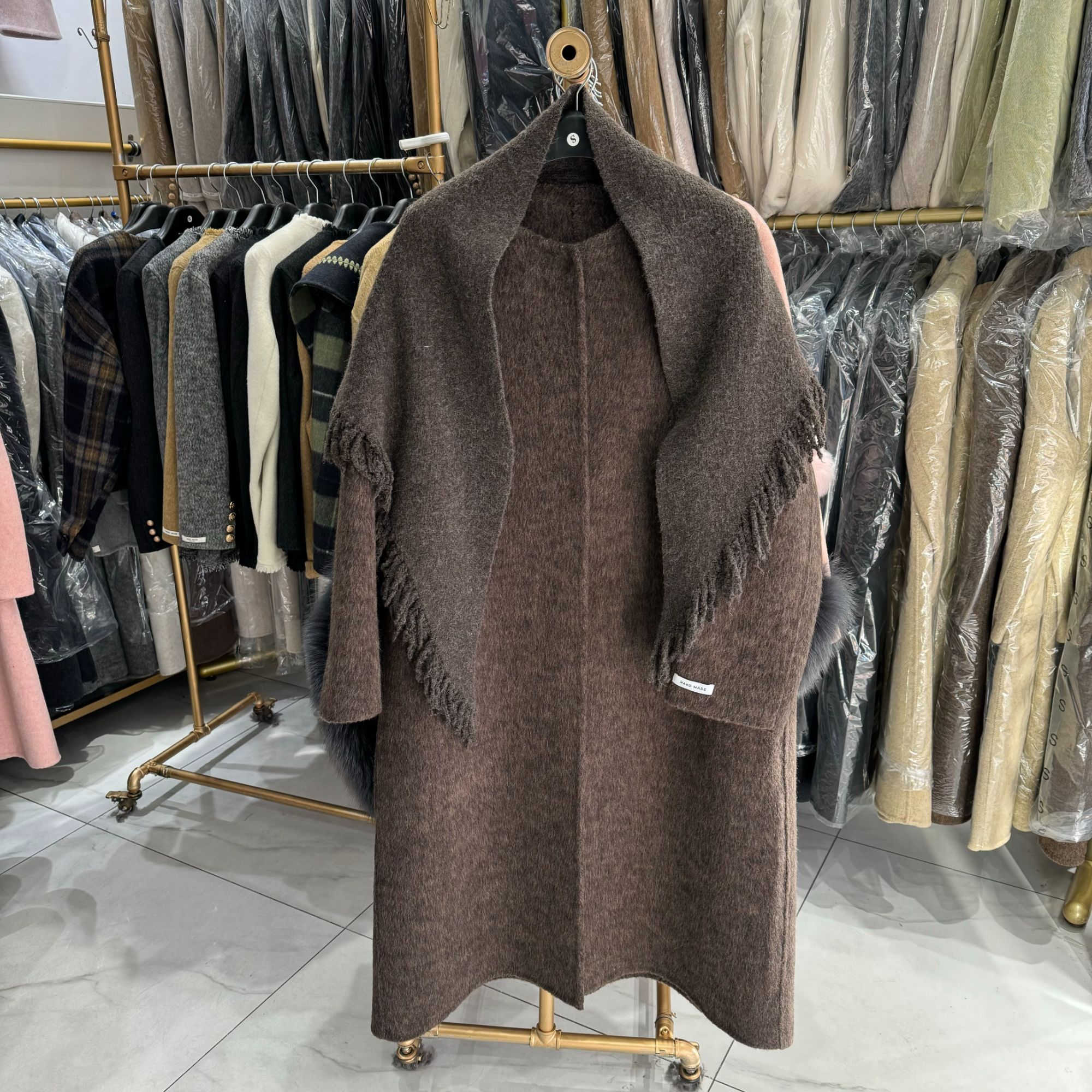 老钱风无领长款毛呢大衣女秋冬宽松百搭针织流苏边围巾外套