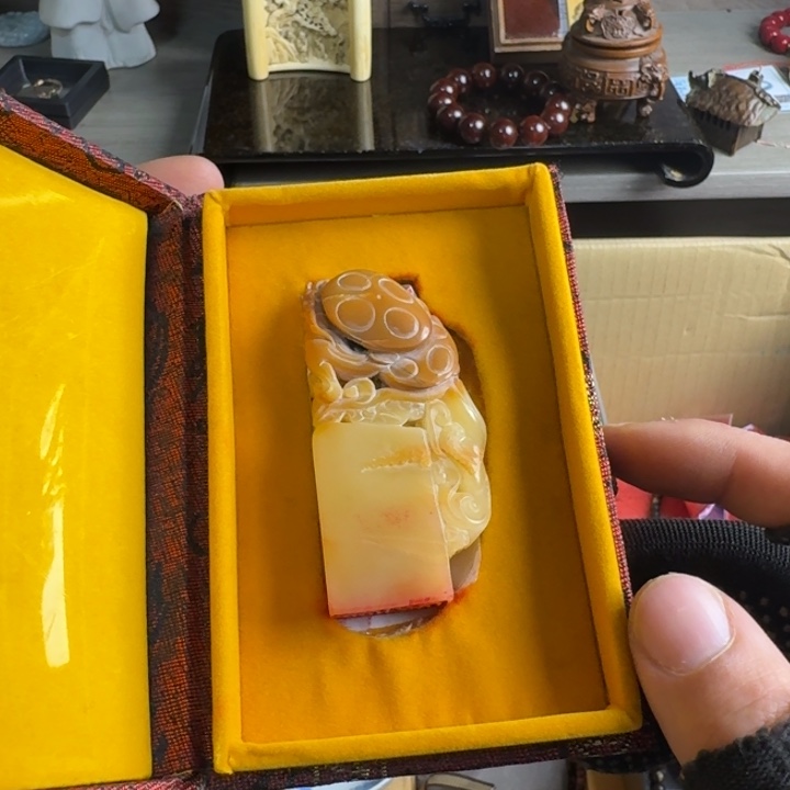 砖雕瓷器工艺品摆件等