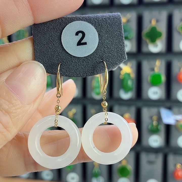 和田玉18K金镶嵌耳饰