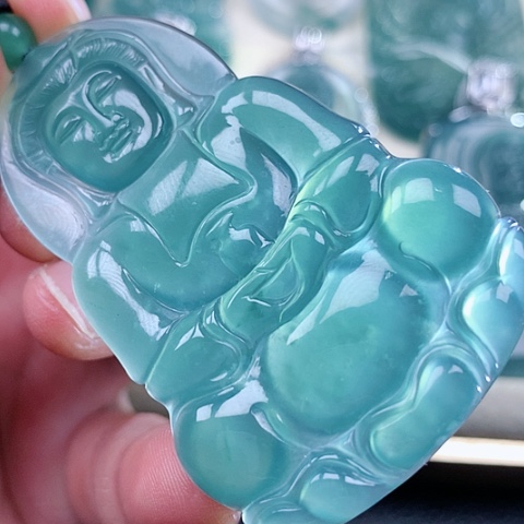 【闪购商品】翡翠颈饰未镶嵌天然翡翠