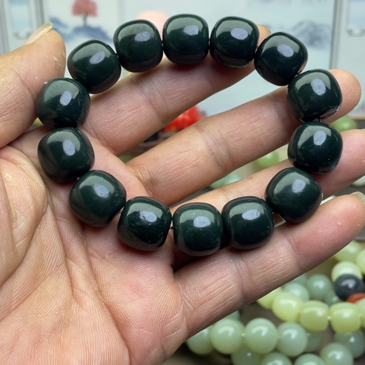 和田玉未镶嵌手链