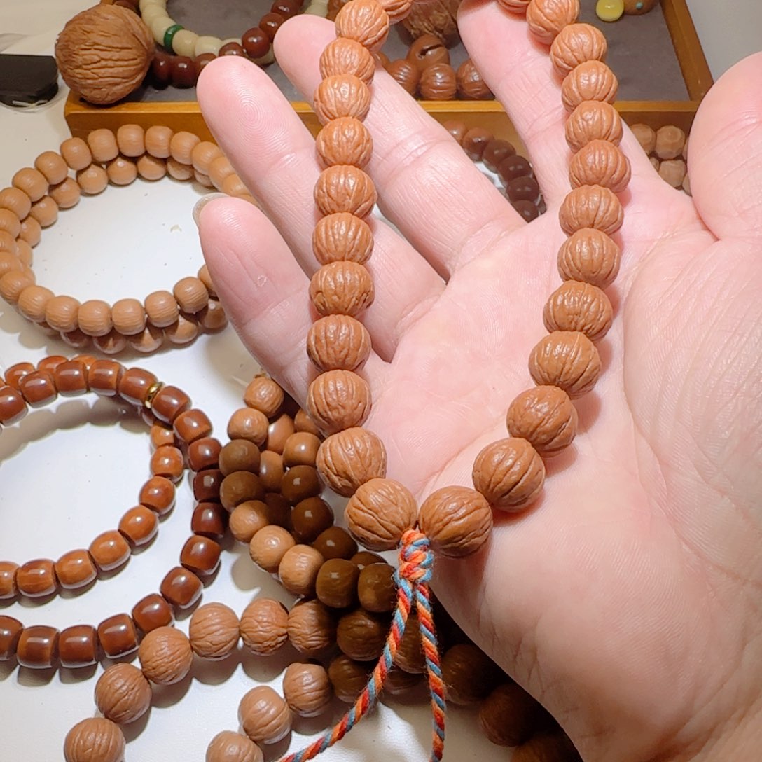 猴头核桃吊坠原皮无修小金豆手持