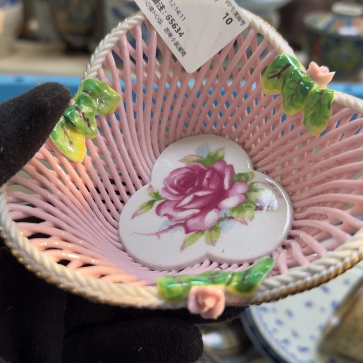 瓷片R***e开播啦…开播啦！