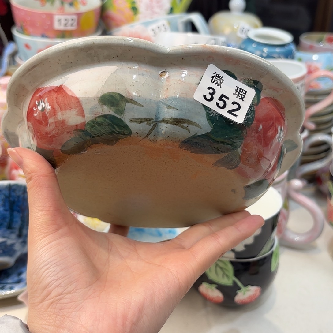 瓷片兔兔好可爱呀打