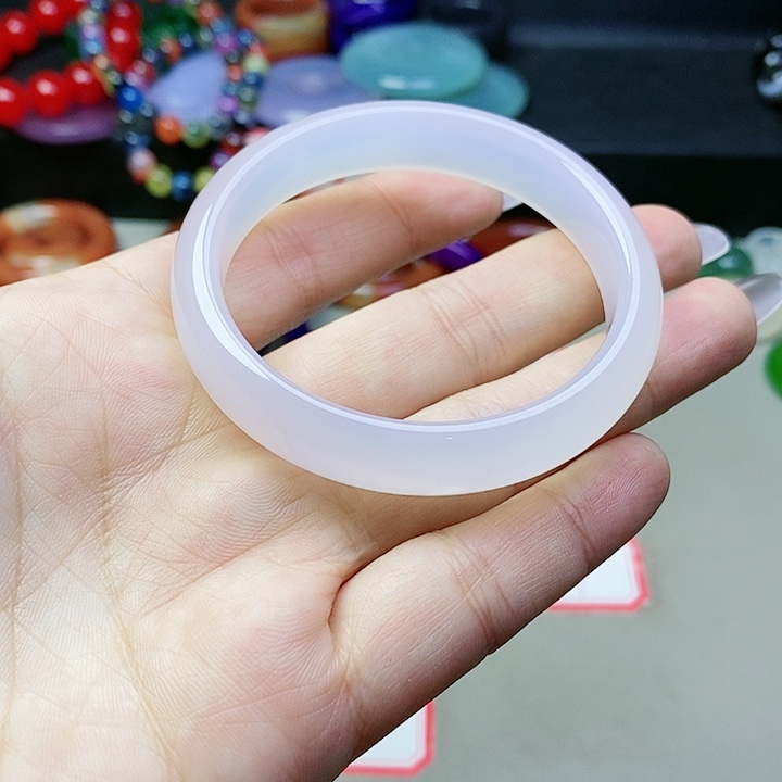 玛瑙/玉髓吊坠(不含链)未镶嵌毓**子