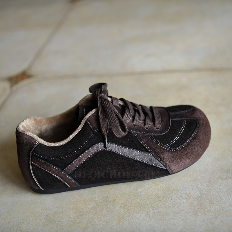 深咖色时尚休闲运动鞋女保暖加绒德训鞋户外穿女鞋秋冬单鞋