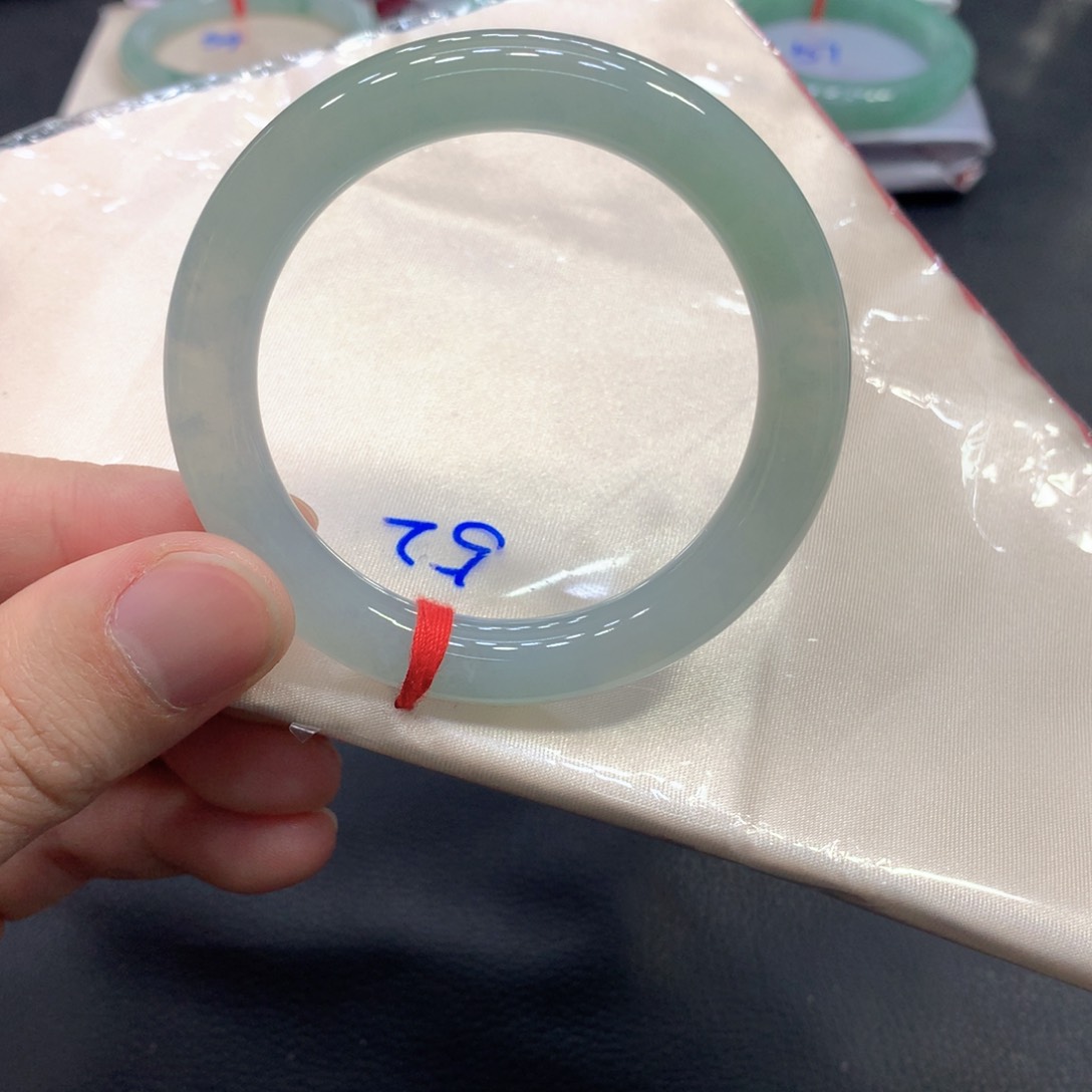 翡翠手镯（开口镯）未镶嵌好****…