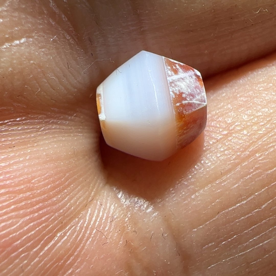 玻璃颈饰墨白藏传出品49