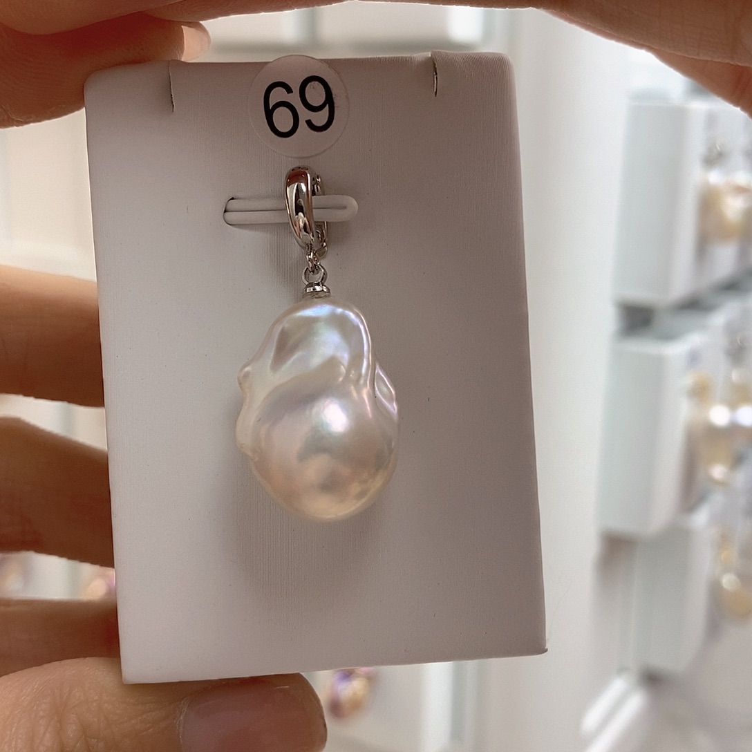 淡水珍珠颈饰合金