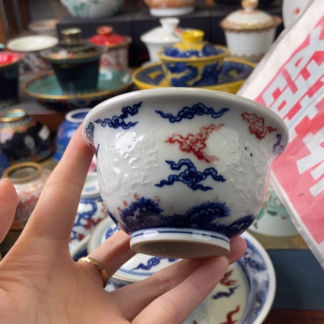陶瓷艺术家的作品是一种