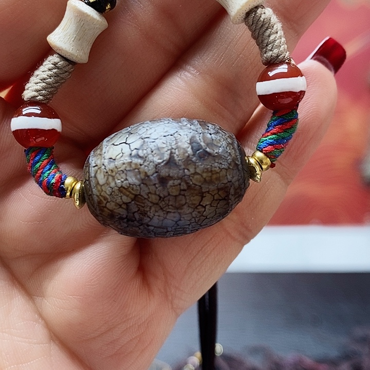 玛瑙/玉髓颈饰合金