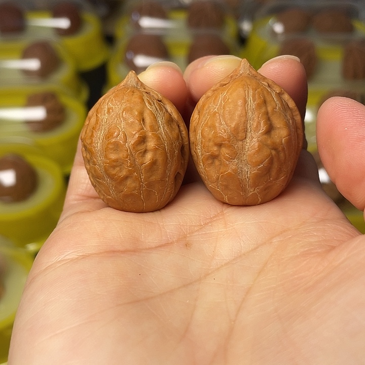 文玩核桃吊坠小枣