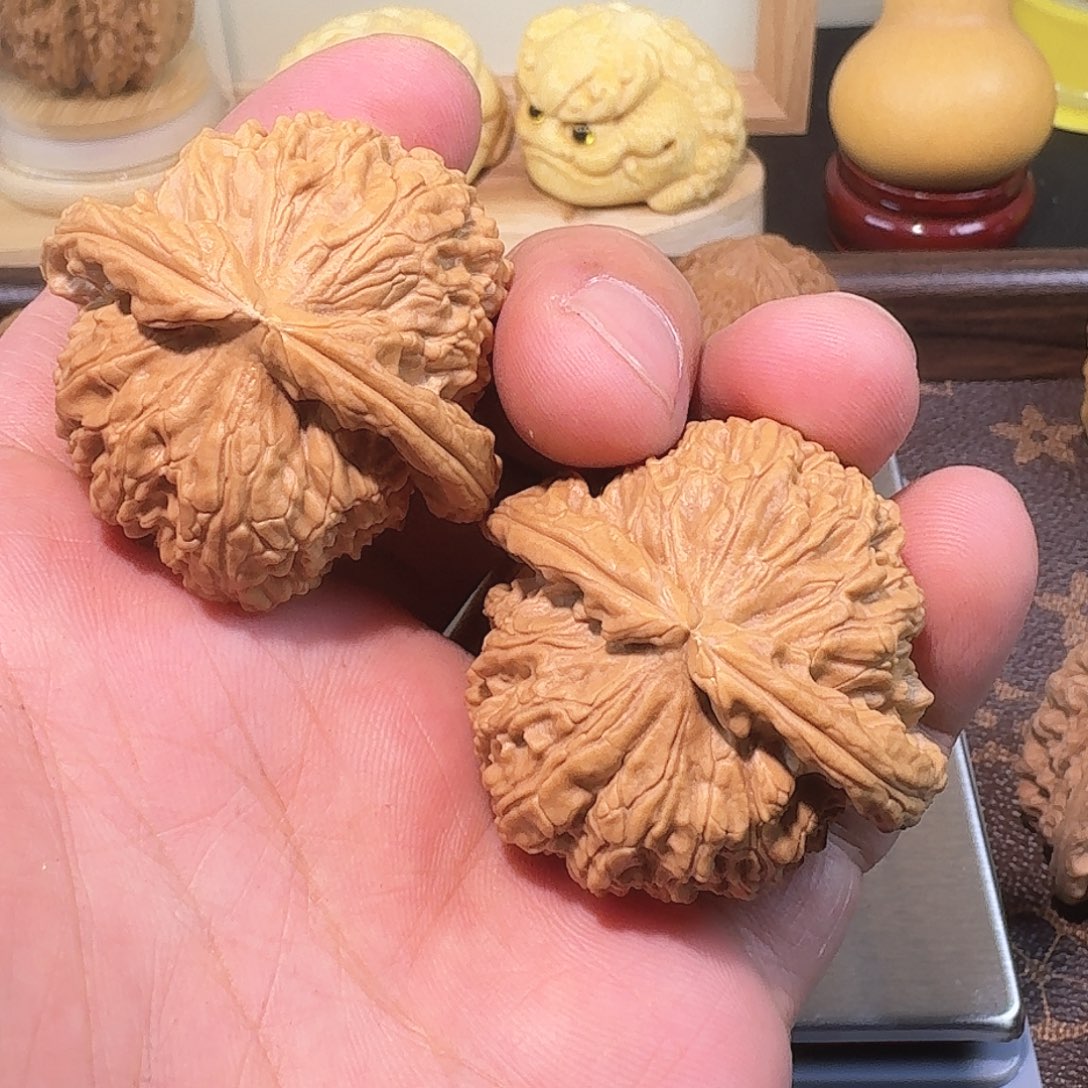 桃核把件全品42白狮子狮子头