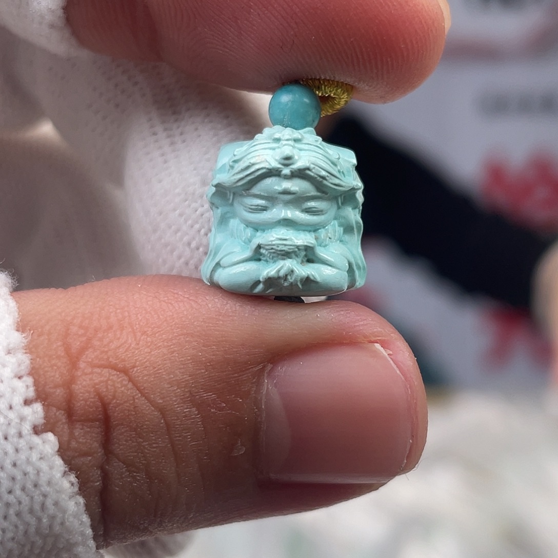 绿松石未镶嵌挂件