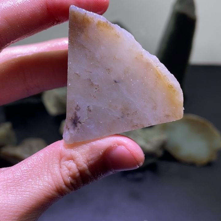 和田玉（糖玉）未镶嵌珠宝半成品