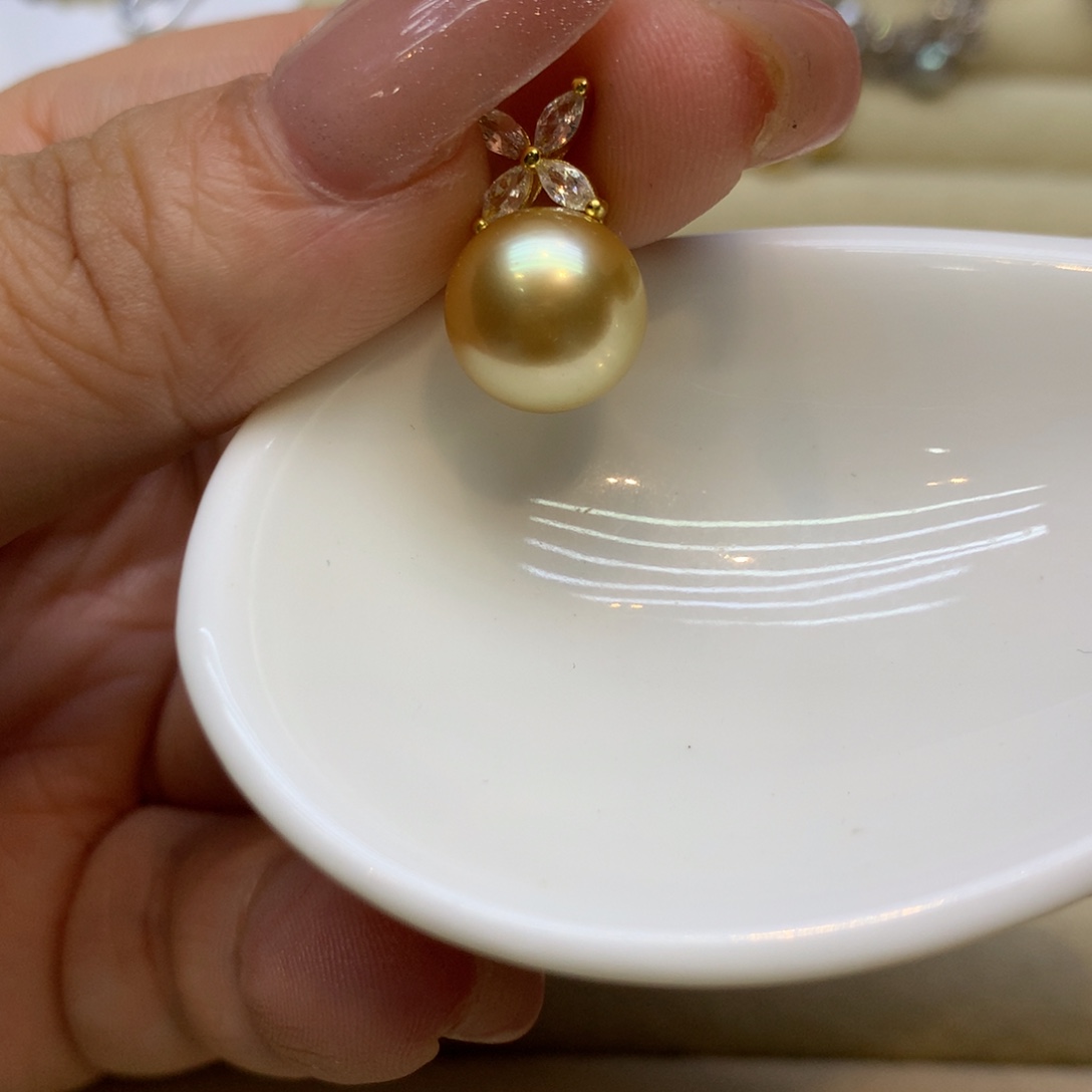 颈饰银S925镶嵌海水珍珠