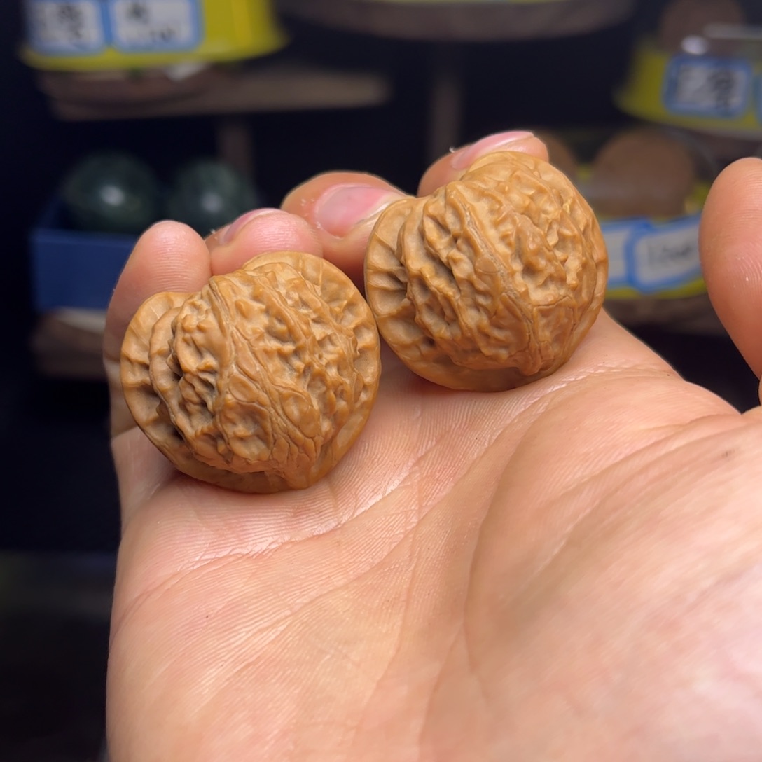 文玩核桃把件022全品山地果宫灯35