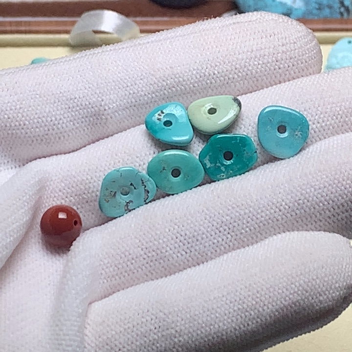 南红玛瑙未镶嵌珠宝奇石