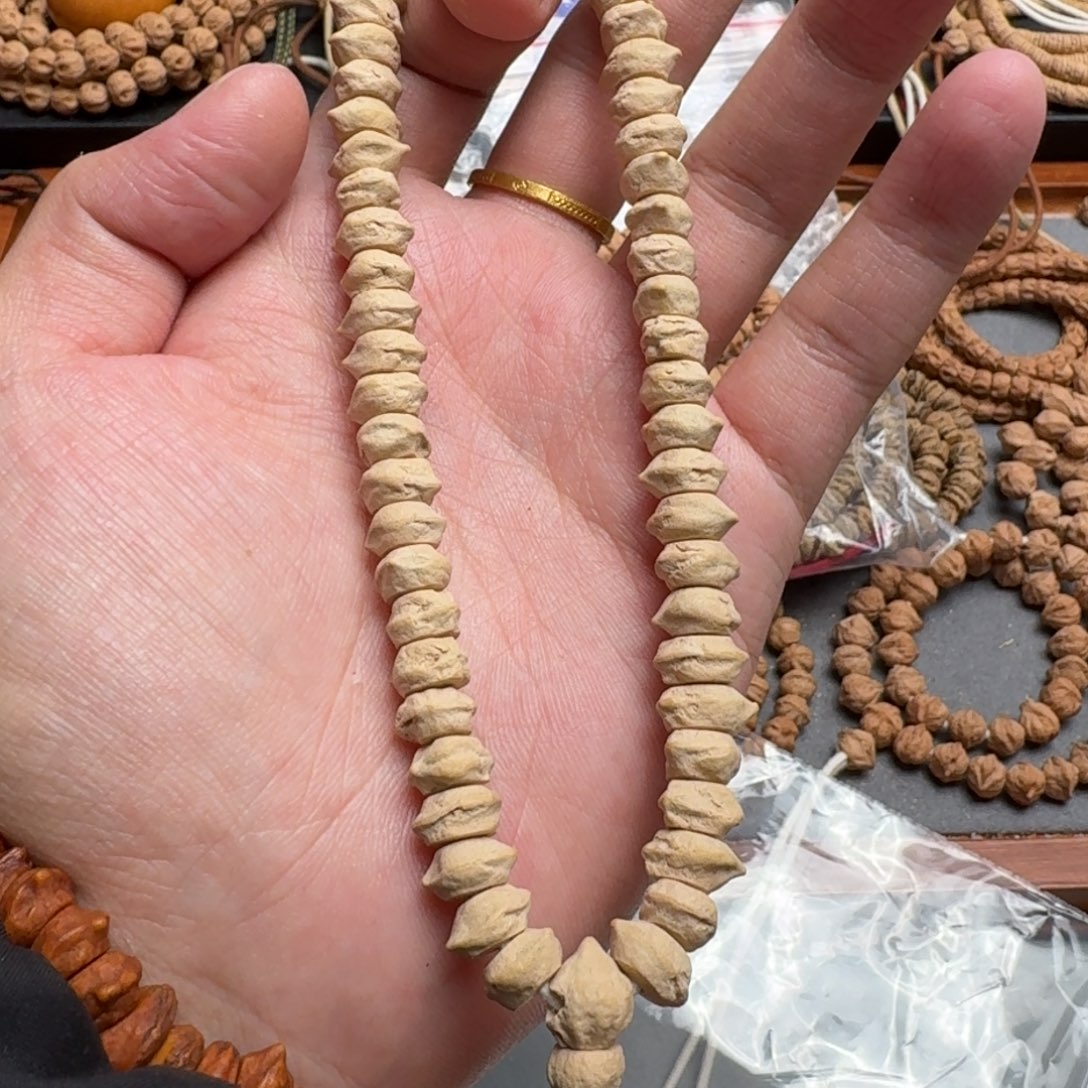 手串柏香籽/百香籽好*82