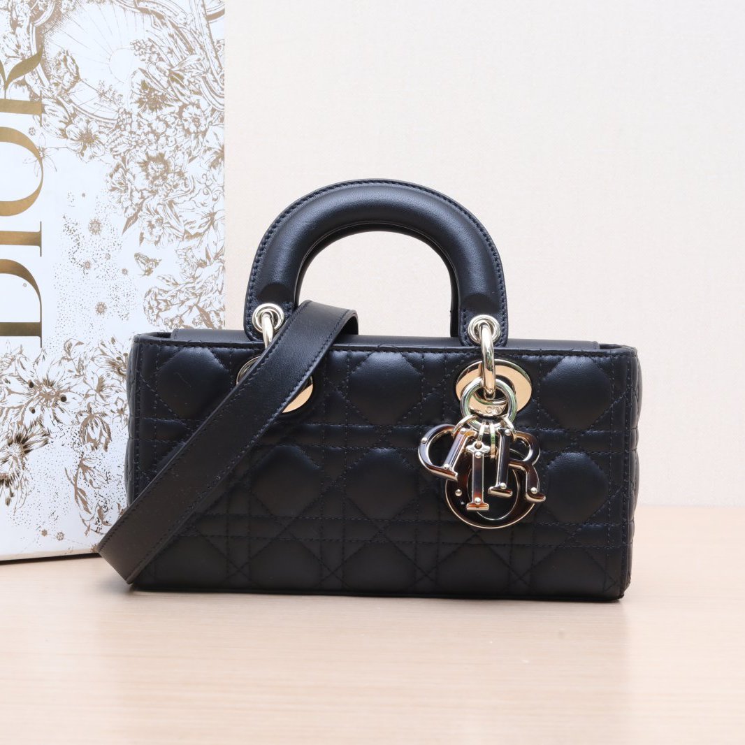 99新 DIOR/迪奥 Lady D-Joy 横版戴妃斜挎包 小号P205119736