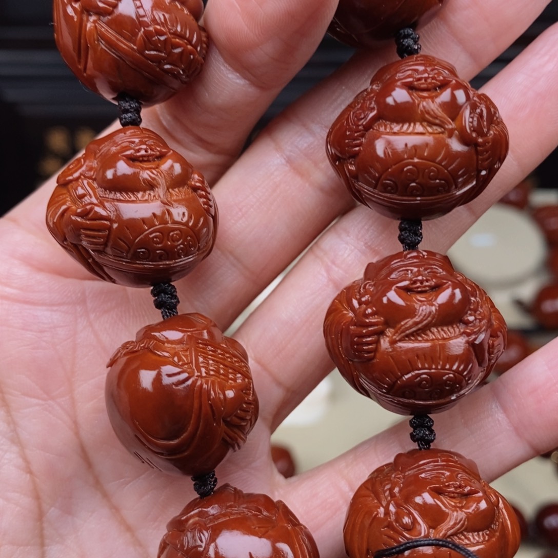 随***风吊坠橄榄核八宝财神