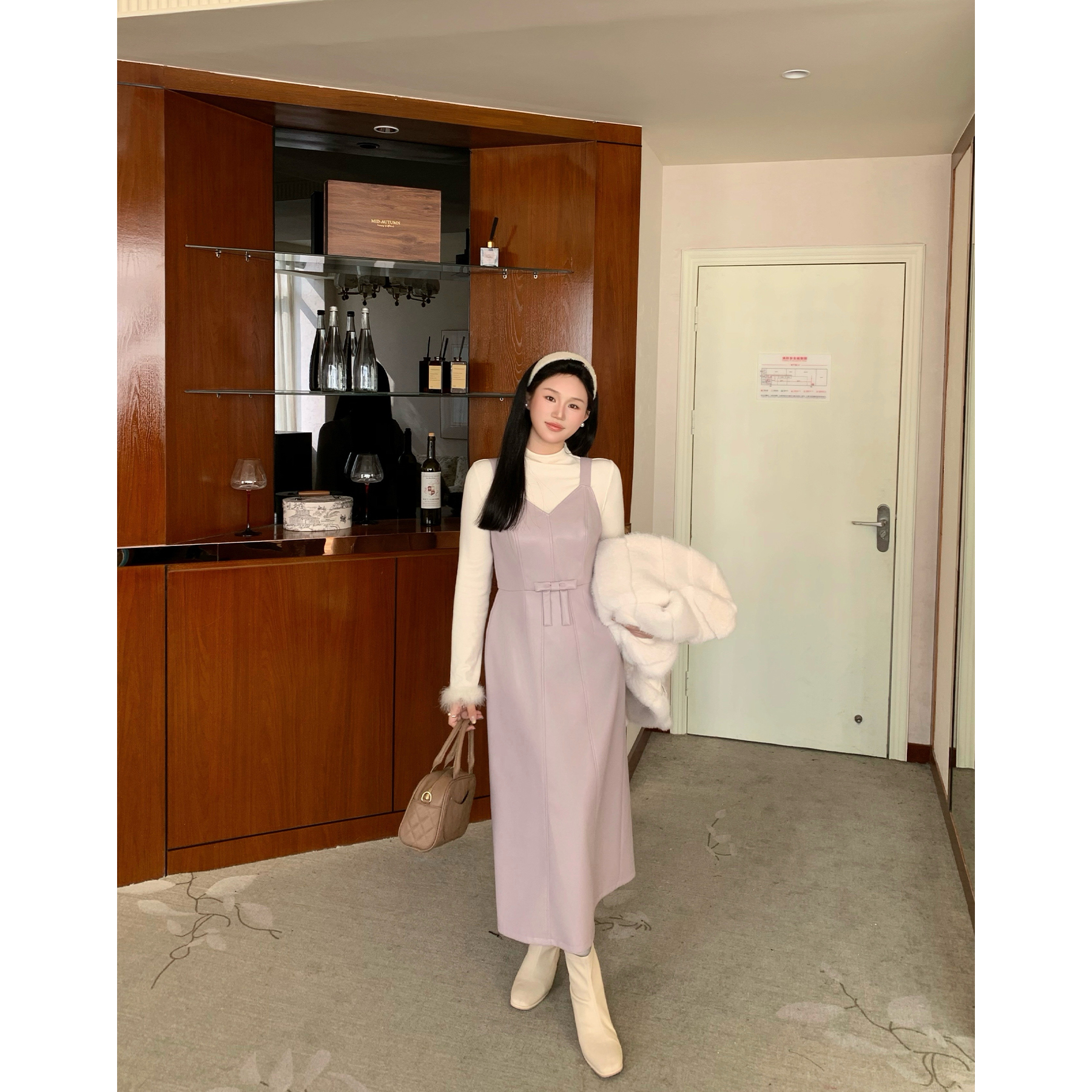 月半鱼【紫藤】皮质吊带连衣裙修身显瘦款收腰温柔复古大码长裙冬