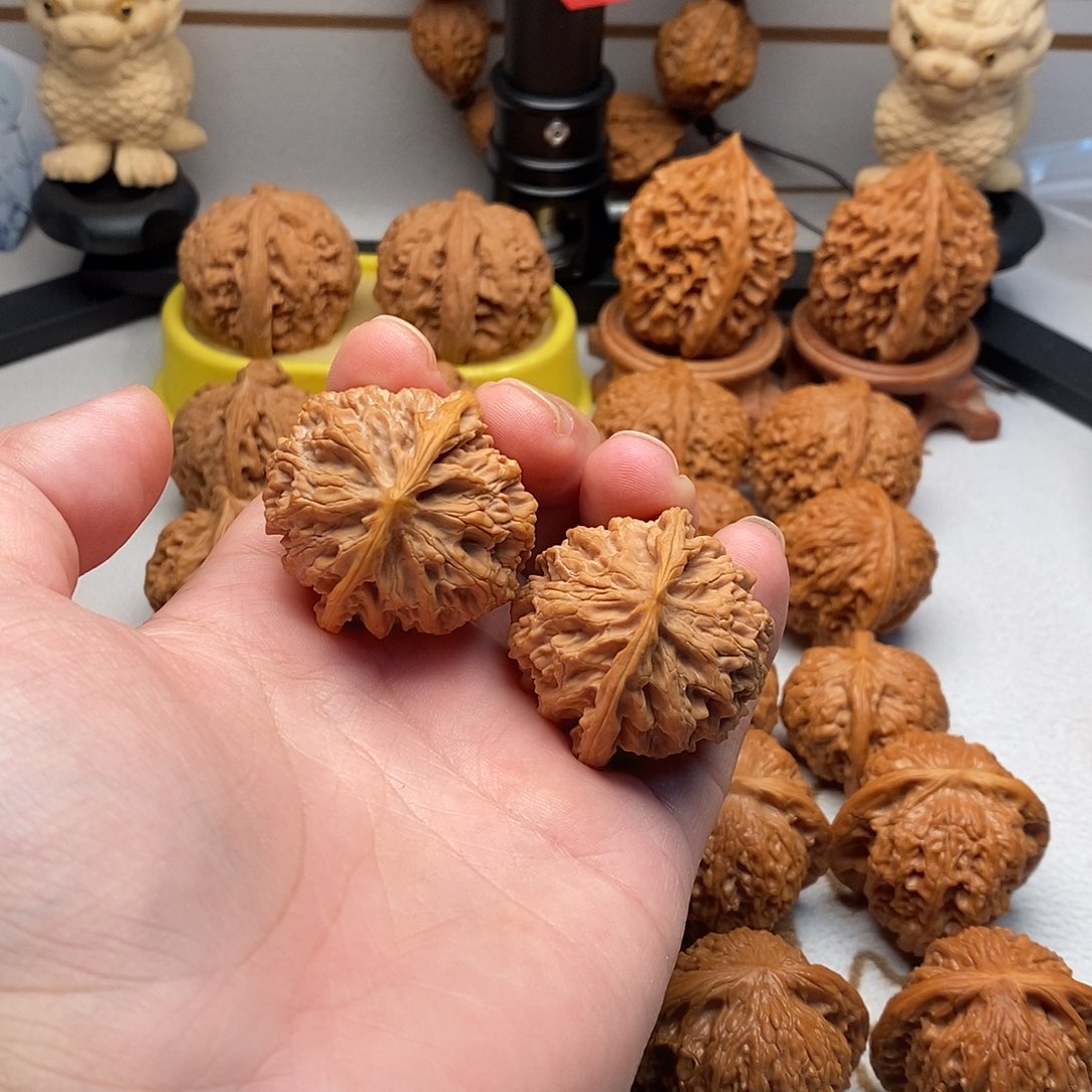 文玩核桃把件39尺苹果园