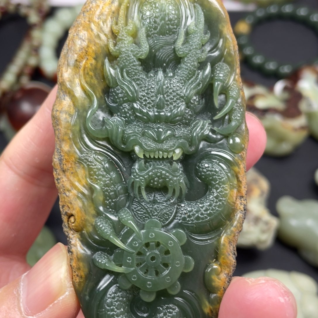 岫岩河磨玉（透闪石质玉）手链未镶嵌摘*辰