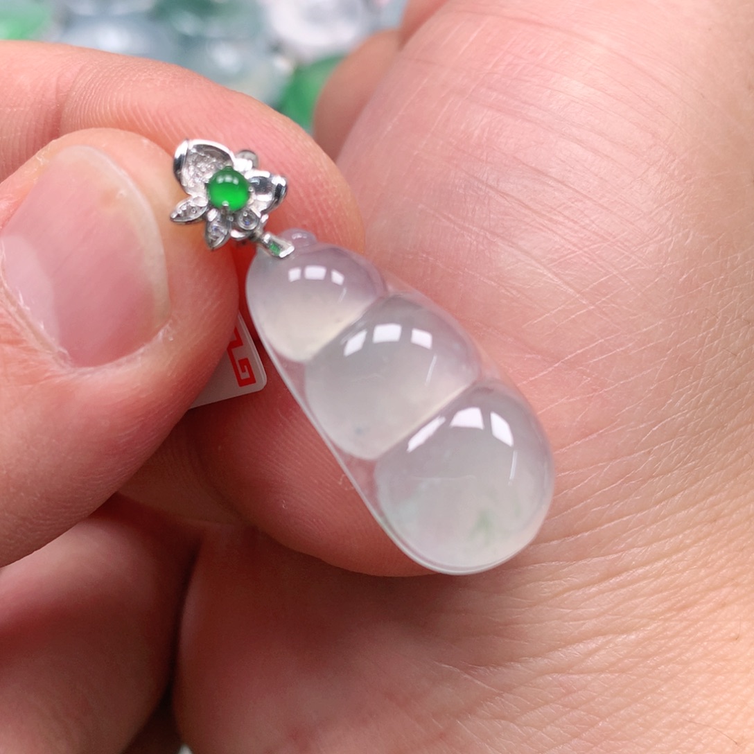 颈饰未镶嵌翡翠天然缅甸翡翠A货