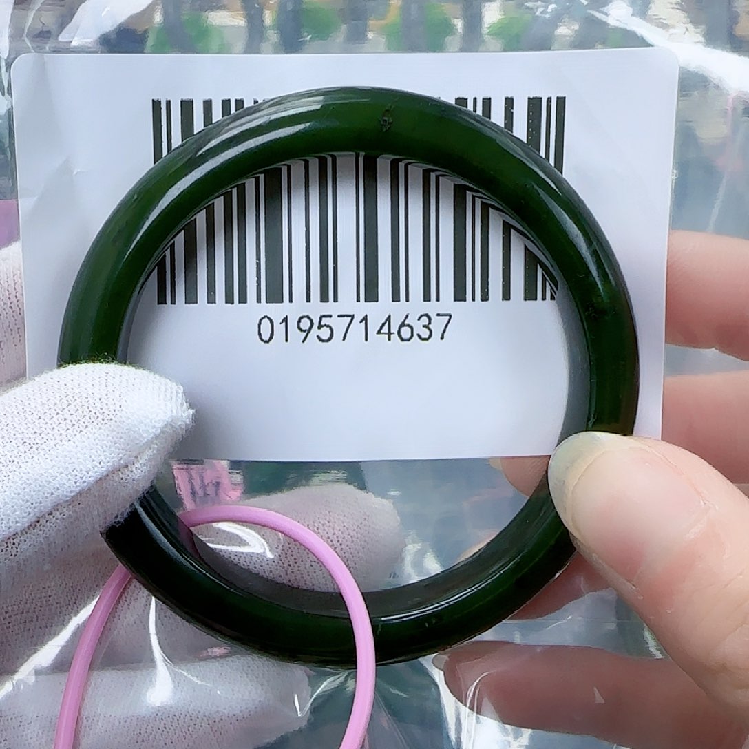 和田玉（碧玉）手镯未镶嵌55包容