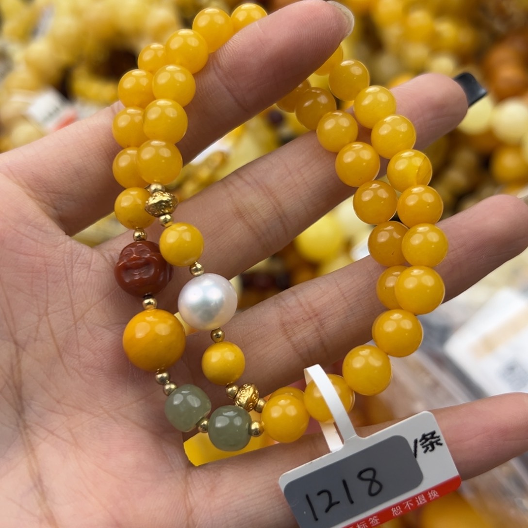 琥珀珠宝奇石未镶嵌
